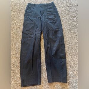 Athleta Black barrel crop pant 8 tall
